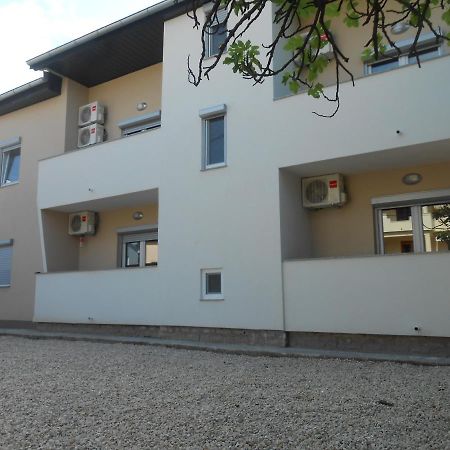 Dva Dukata Bed & Breakfast Biograd Na Moru Bagian luar foto